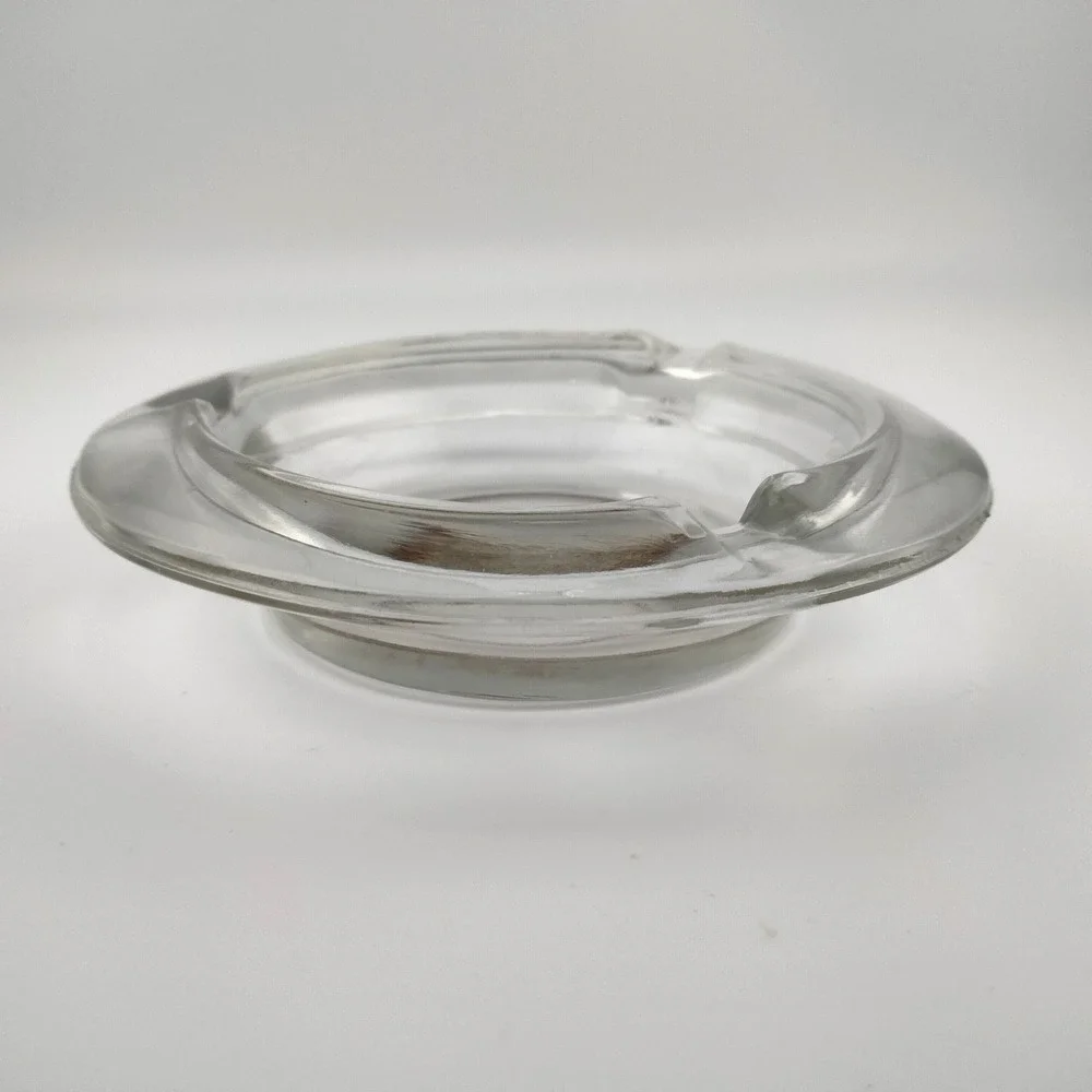 Vintage Collectible RAMADA INN 3 Slot Circle Cigarette‎ Ashtray - 4.25